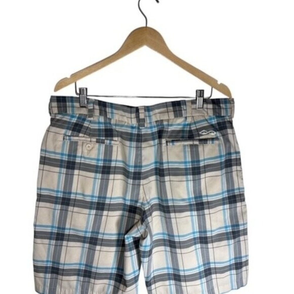 SNAKE EYES PLAYERS COLLECTION BLACK ,BLUE AND WHITE PLAID GOLF SHORTS Size 38